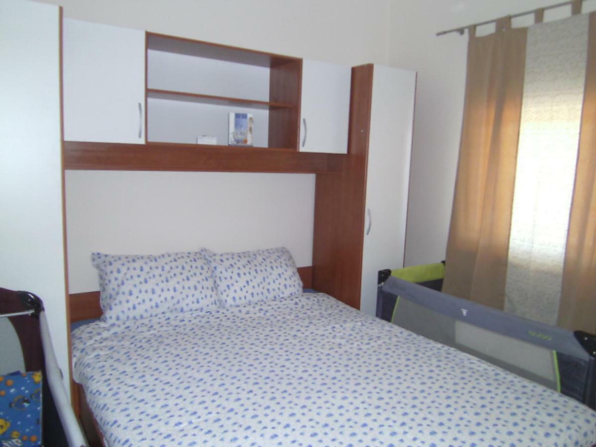 Apartments Vir Delfin Εξωτερικό φωτογραφία