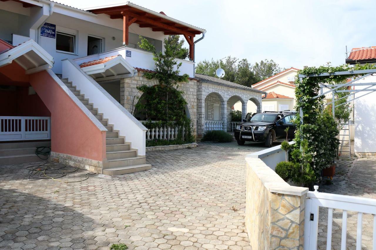 Apartments Vir Delfin Εξωτερικό φωτογραφία