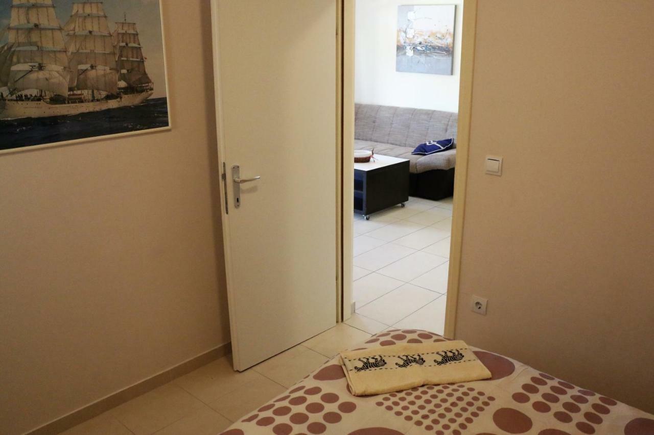 Apartments Vir Delfin Εξωτερικό φωτογραφία
