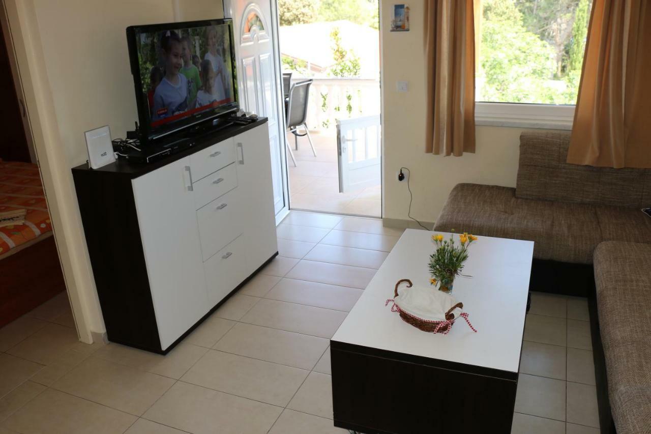 Apartments Vir Delfin Εξωτερικό φωτογραφία