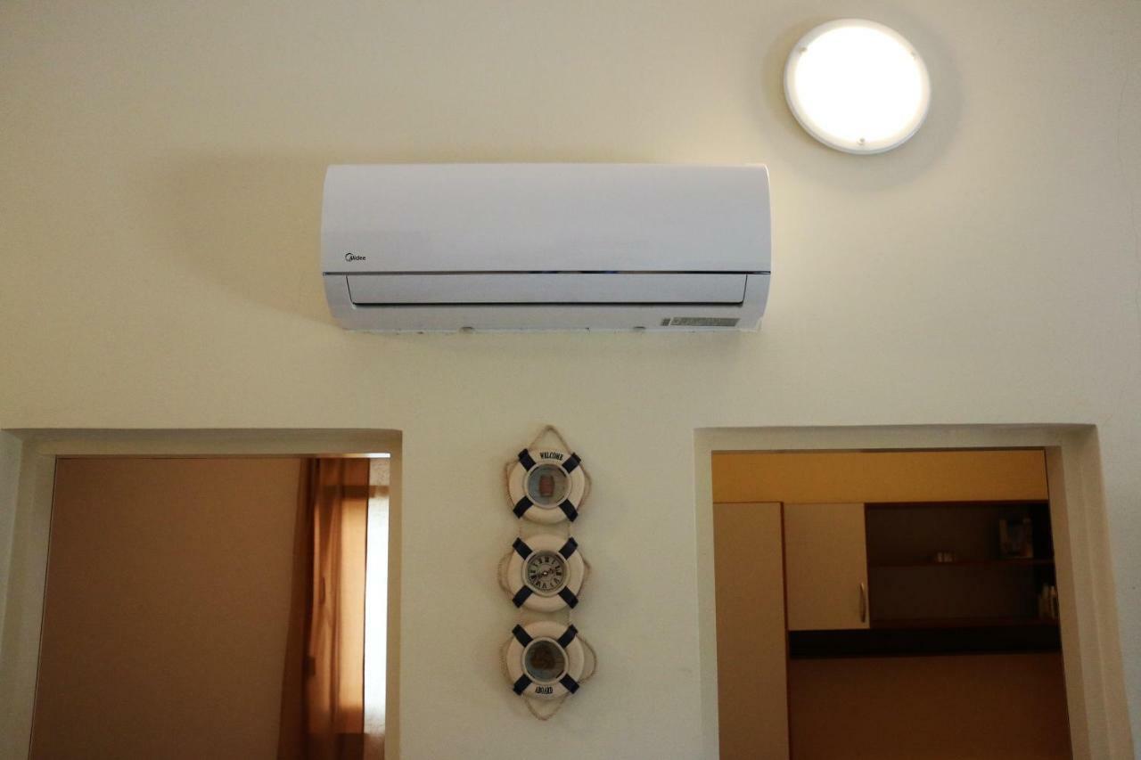 Apartments Vir Delfin Εξωτερικό φωτογραφία